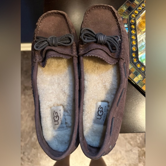 Ugg womens slippers - Picture 1 of 2